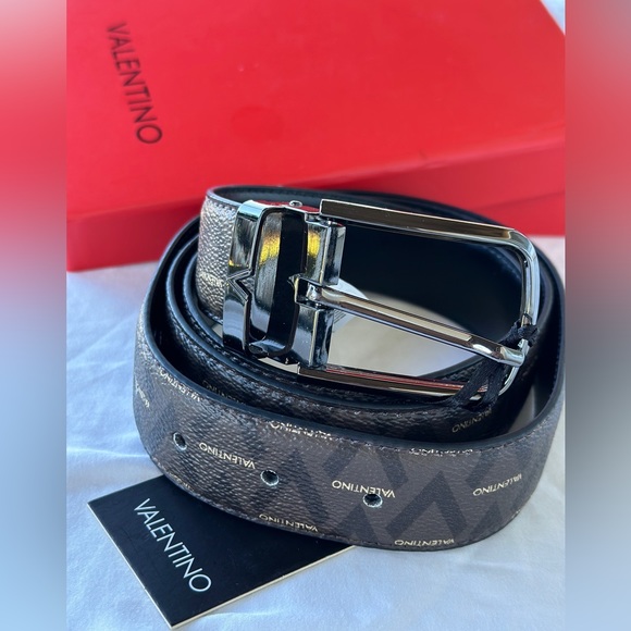 AUTHENTIC VALENTINO BRAND NEW BELT - Picture 9 of 14